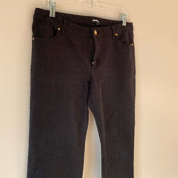 Black patterned Vintage Inspired Pants - Picture 8 of 9